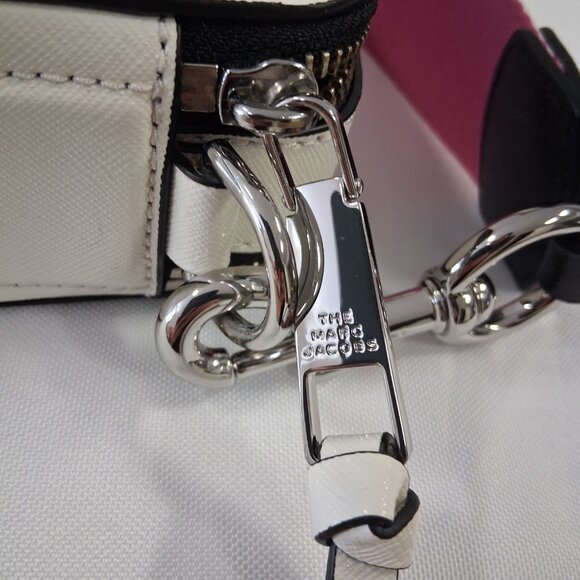 Marc Jacobs Women’s THE SNAPSHOT – Chalk - Picture 8 of 12